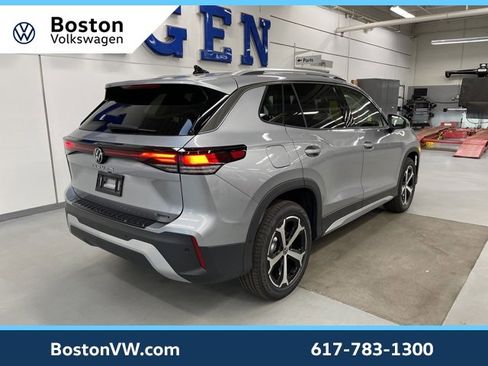 New 2026 Volkswagen Tiguan SE image 5