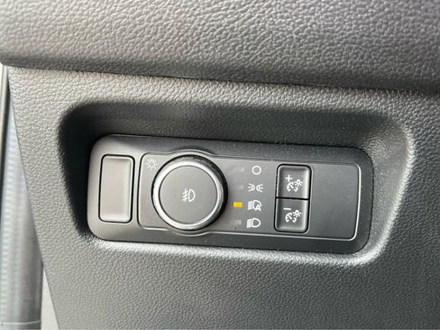 Used 2026 Ford Ranger XLT w/ Equipment Group 301A High AWD/4WD image 31