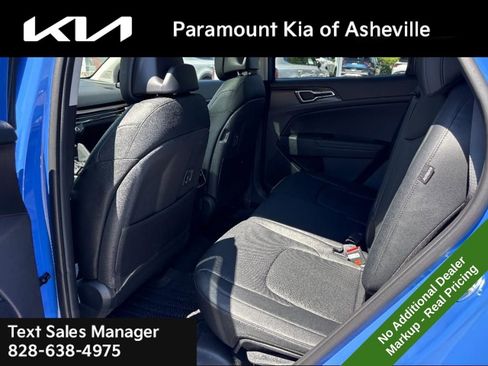 New 2026 Kia Sportage EX w/ EX Panorama Roof Package image 22