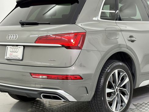 Used 2023 Audi Q5 2.0T Premium w/ Convenience Package AWD/4WD image 23