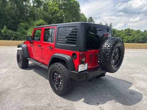 Used 2015 Jeep Wrangler Unlimited Sport w/ Quick Order Package 24S AWD/4WD image 5