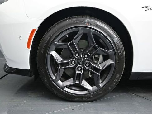 New 2026 Dodge Charger R/T AWD/4WD image 17