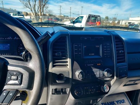 Used 2019 Ford F250 XL w/ STX Appearance Package image 12