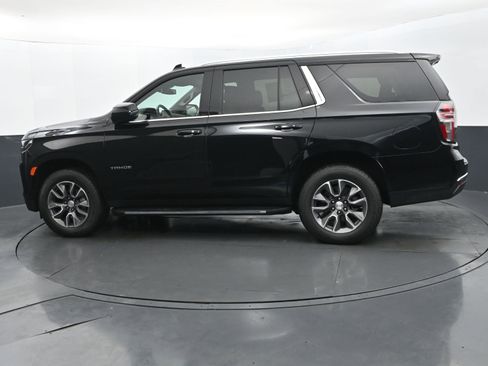 Used 2024 Chevrolet Tahoe LT w/ Luxury Package image 3