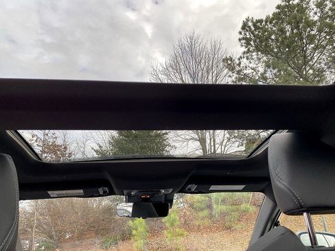 Used 2024 Subaru Solterra Touring image 17