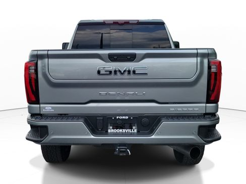 Used 2025 GMC Sierra 2500 Denali Ultimate AWD/4WD image 5