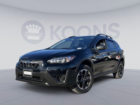 Used 2023 Subaru Crosstrek 2.0i image 1
