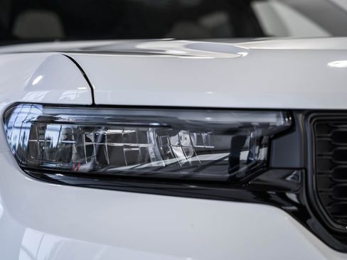 New 2025 Jeep Grand Cherokee Limited w/ Luxury Tech Group II image 13