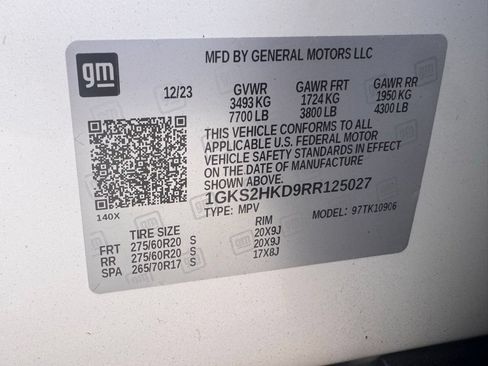 Used 2024 GMC Yukon XL AT4 w/ AT4 Premium Plus Package AWD/4WD image 42