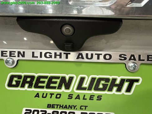 Used 2018 Ford Explorer XLT w/ Equipment Group 201A image 32