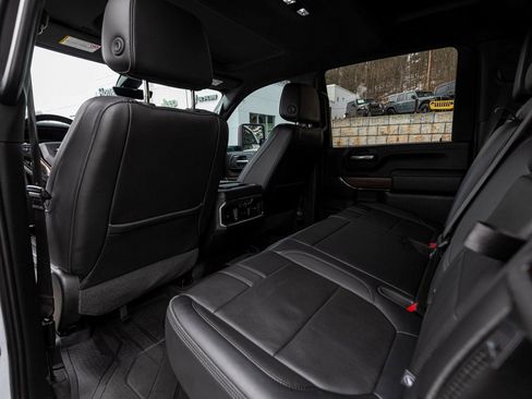 Used 2023 Chevrolet Silverado 2500 High Country image 28