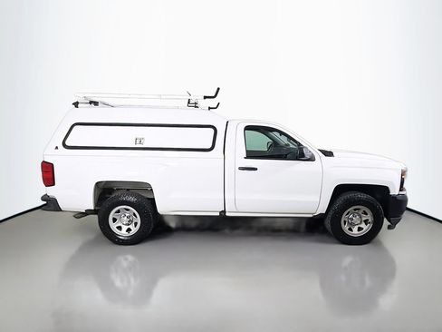 Used 2017 Chevrolet Silverado 1500 W/T w/ Trailering Package AWD/4WD image 5