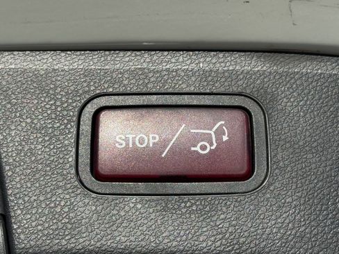 Used 2016 Mercedes-Benz GLA 250 image 14