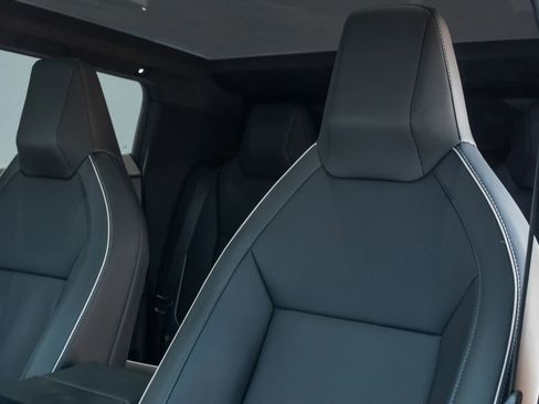 Used 2025 Tesla Cybertruck AWD Crew Cab image 14