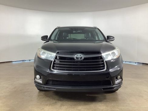 Used 2016 Toyota Highlander Limited Platinum AWD/4WD image 3