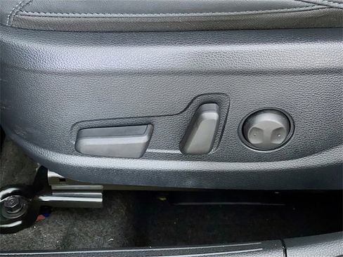 Used 2022 Kia Seltos SX image 11