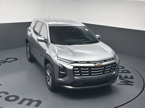 Used 2026 Chevrolet Equinox LT FWD image 31