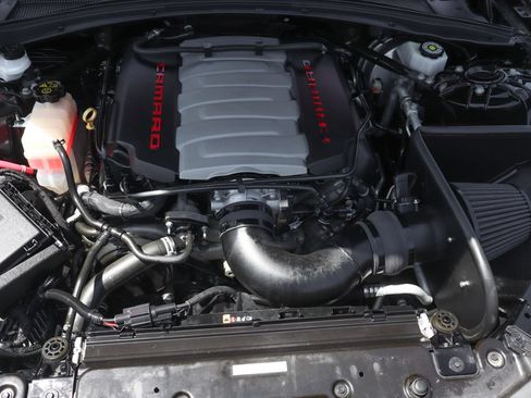Used 2020 Chevrolet Camaro SS RWD image 12