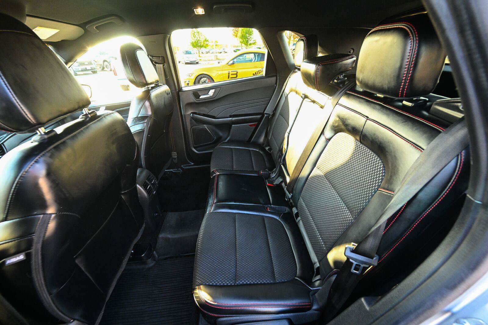 Used 2024 Ford Escape ST-Line w/ Tech Pack #1 AWD/4WD image 23