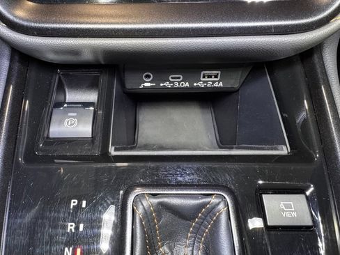 Used 2025 Subaru Outback Wilderness AWD/4WD image 34