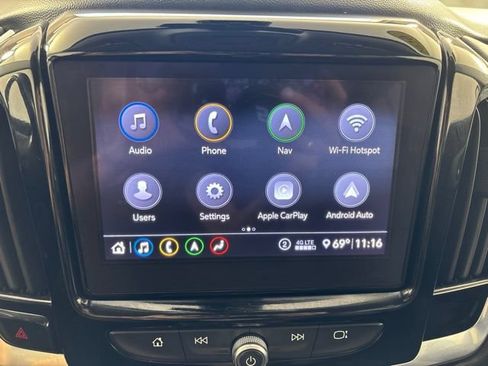 Used 2020 Chevrolet Traverse LT w/ LT Premium Package AWD/4WD image 9