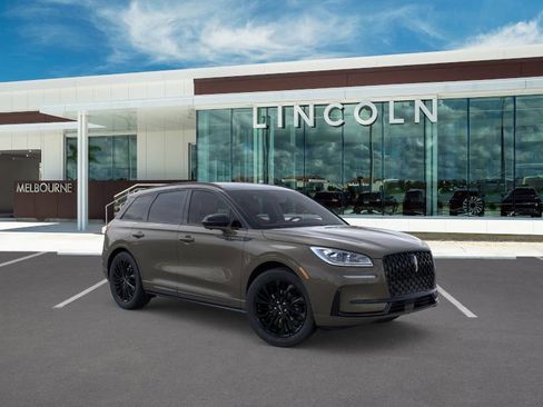 New 2026 Lincoln Corsair Grand Touring image 7