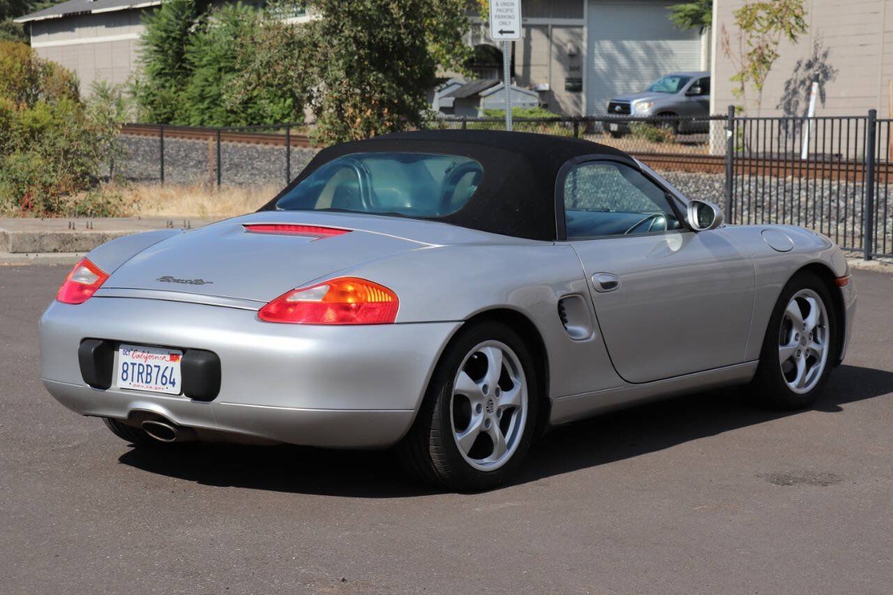 Used 2002 Porsche Boxster RWD image 19