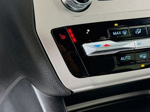 Certified 2022 Ford Explorer XLT w/ Class IV Trailer Tow Package image 19