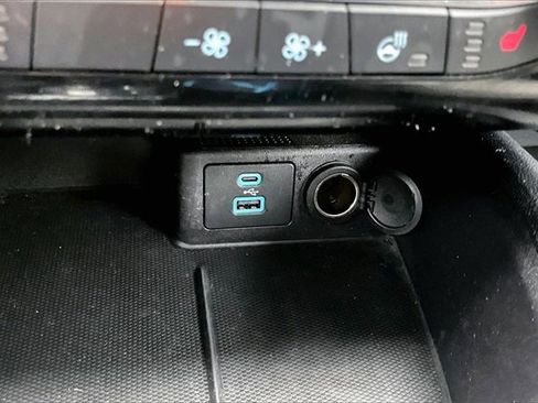 Used 2022 Ford Escape SE w/ Convenience Package image 33