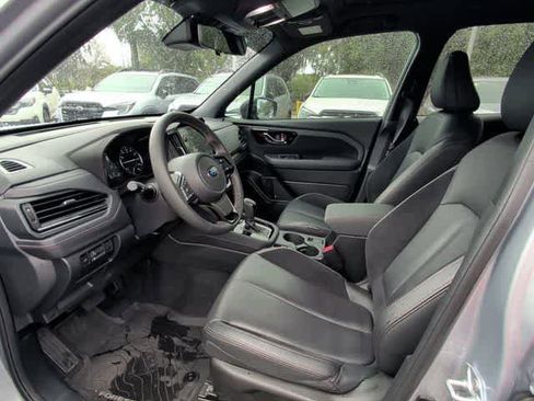 Certified 2025 Subaru Forester Touring w/ Popular Package - Touring AWD/4WD image 9