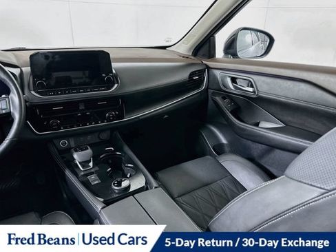 Used 2023 Nissan Rogue Platinum w/ Platinum Premium Package AWD/4WD image 32