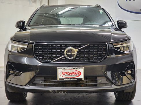 Used 2023 Volvo XC40 B5 Plus w/ Climate Package AWD/4WD image 12
