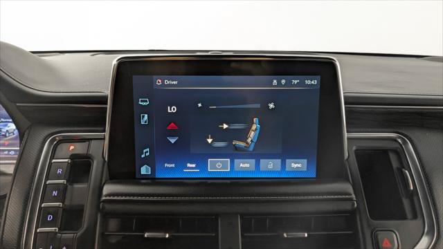Used 2023 Chevrolet Suburban Premier AWD/4WD image 33
