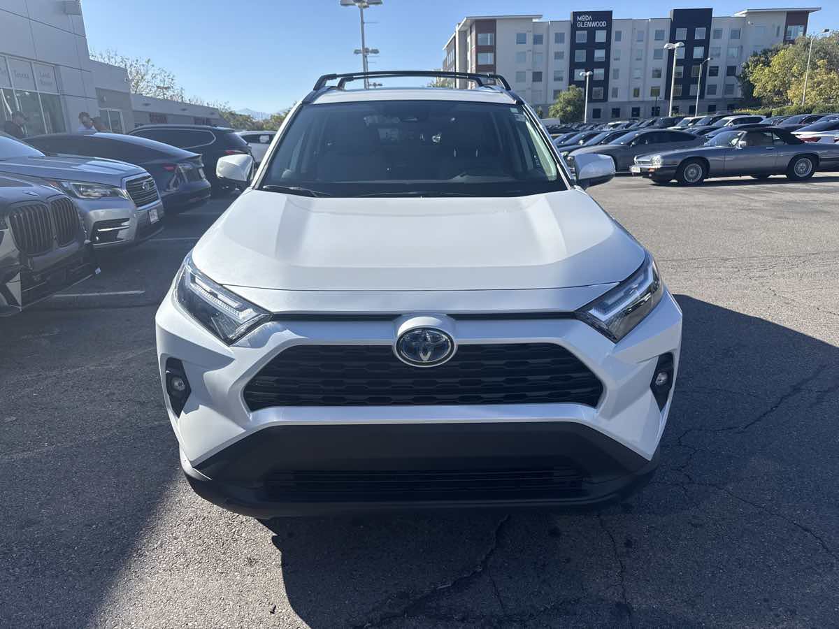 Used 2023 Toyota RAV4 XLE Premium AWD/4WD image 3