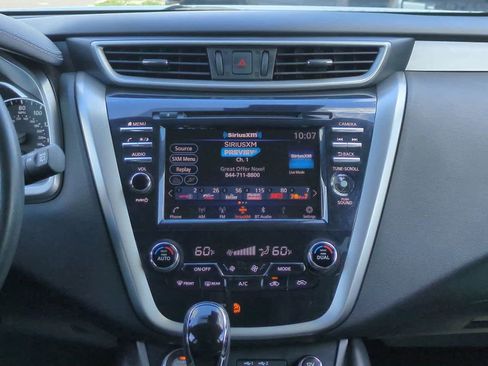 Used 2023 Nissan Murano SV AWD/4WD image 17