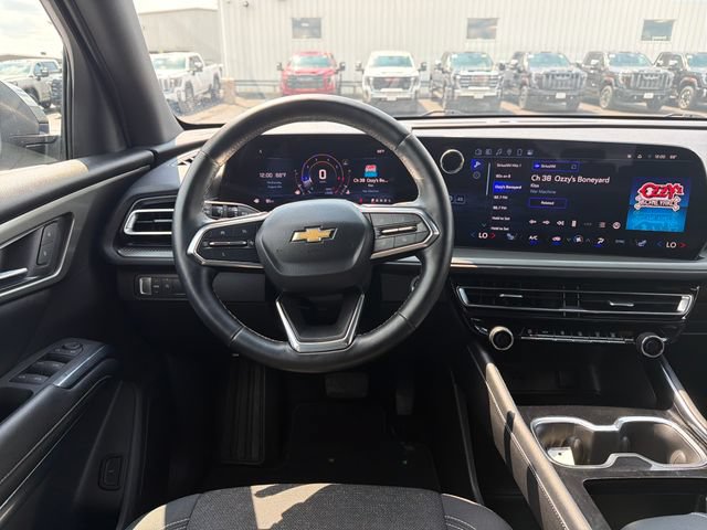 Used 2024 Chevrolet Traverse LS FWD image 16