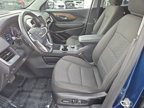 Used 2020 GMC Terrain SLE w/ Driver Convenience Package image 11