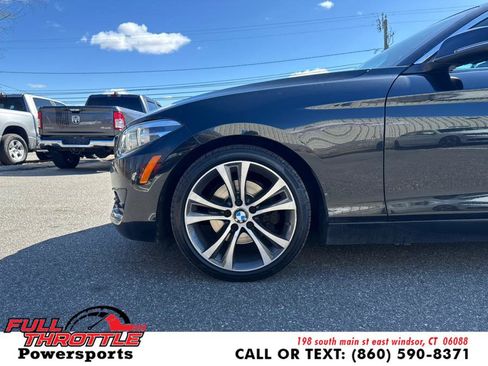 Used 2018 BMW 230i xDrive Convertible image 28