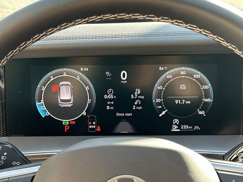 New 2026 Volkswagen Tiguan SE AWD/4WD image 28