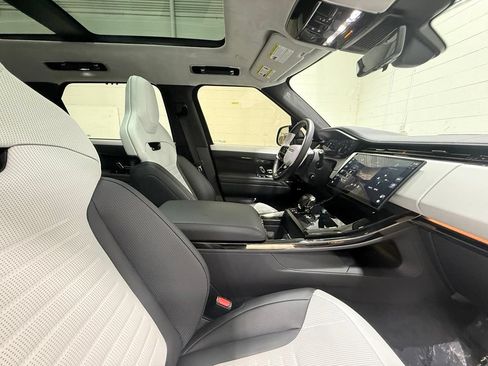 Used 2024 Land Rover Range Rover Sport SV Edition One Carbon Bronze AWD/4WD image 48