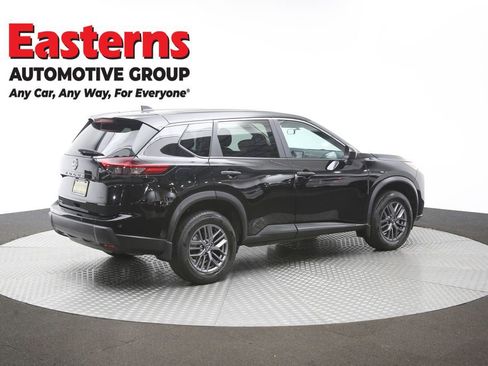Used 2024 Nissan Rogue S AWD/4WD image 42