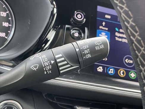 Used 2021 Buick Envision Essence w/ Sport Touring Package image 25