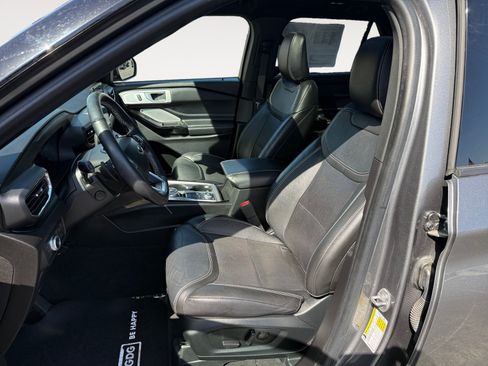 Certified 2022 Ford Explorer ST w/ Equipment Group 401A AWD/4WD image 10