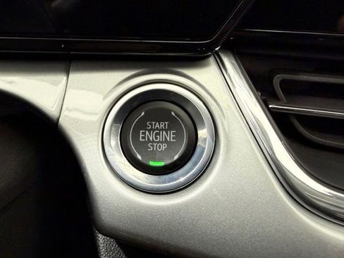 New 2026 Chevrolet Trax LT w/ LT Convenience Package FWD image 39