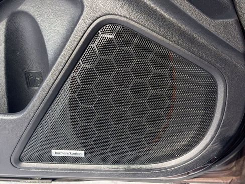 Used 2021 Subaru Outback Touring XT image 33