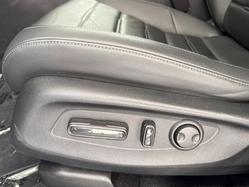 Used 2024 Honda CR-V EX-L image 14
