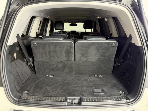 Used 2018 Mercedes-Benz GLS 550 4MATIC image 16