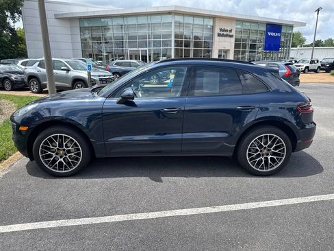Used 2017 Porsche Macan S AWD/4WD image 3