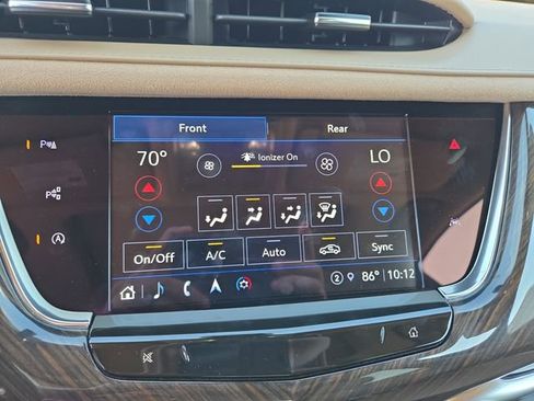 Used 2024 Cadillac XT6 Premium Luxury w/ Platinum Package AWD/4WD image 24
