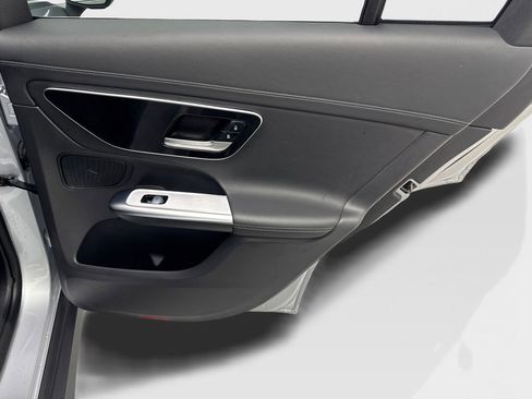 Used 2023 Mercedes-Benz GLC 300 4MATIC image 41